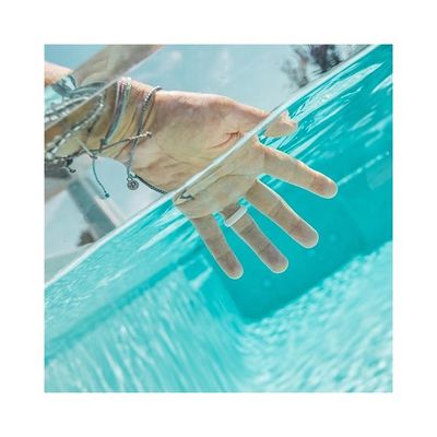 Hochwertiges Acryl-Poolglas Dauerhafte Funktion für endlose Schwimmbäder