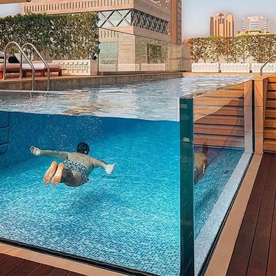 Hohe Oberflächenhärte Acrylmassage Schwimmbad Außenbad im Rahmen Ihres Budgets