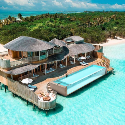 Klares, transparentes und endgültiges Schwimmbad mit Acrylpool für Ihr Resort