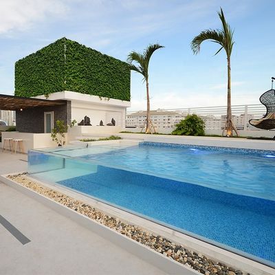 Hochtransparentes klares Acryl-Schwimmbad für Familien mit vielseitigem Baustoff