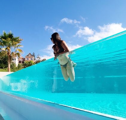 Nachhaltiges Schwimmbad für Familien AUPOOL Modernes Design Außenpool mit klarem Acryl
